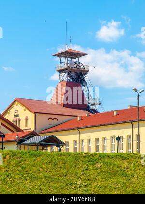 Tour de puits minier des mines de sel de Wieliczka, Pologne. Banque D'Images