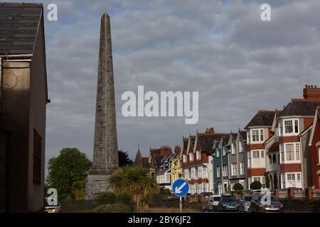 Carmarthen, Royaume-Uni. 9 juin 2020. Monument à Carmarthen au général Thomas Picton qui est mort à la bataille de Waterloo mais qui était le gouverneur brutal de Trinidad et partisan du commerce des esclaves. Le monument a été examiné à la suite de la mort de George Floyd et de l'accent mis sur les statues et les monuments qui célèbrent les personnes associées à la traite des esclaves. Crédit: Gruffydd Ll. Thomas/Alay Live News Banque D'Images