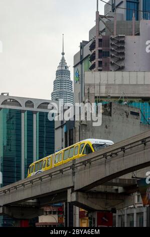 Le monorail de Kuala Lumpur fait partie du système de transport en commun intégré de la vallée de Klang en Malaisie Banque D'Images