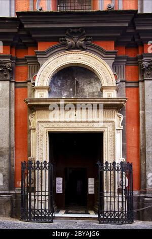 dans l'ancienne église de naples Banque D'Images
