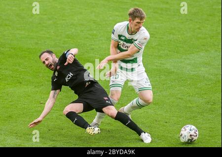 Rafael Lopes de Cracovie (L) et Michal Nalepa de Lechia (R) sont vus en action pendant le match polonais Ekstraklasa entre Lechia Gdansk et Cracovie au stade Energa.(score final; Lechia Gdansk 1:3 Cracovie) Banque D'Images