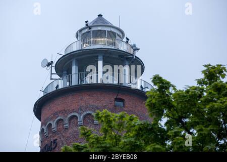 Kolobrzeg, Pologne. 18 mai 2020. Vue sur le phare, situé à l'entrée du port de Kolobrzeg.une des plus anciennes villes de Pologne, Kolobrzeg est situé dans la rivière Parseta, dans la partie centrale de la côte Baltique polonaise. C'est le port d'attache de Polferrys (société polonaise de navigation Baltique), l'un des opérateurs de ferry les plus actifs de la région Baltique. Crédit: Karol Serewis/SOPA Images/ZUMA Wire/Alay Live News Banque D'Images