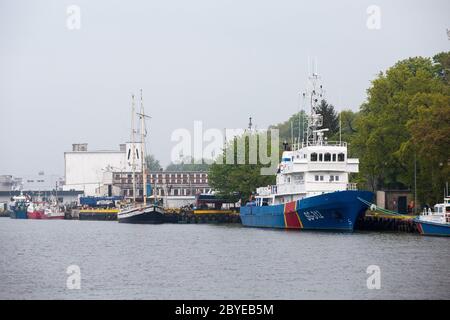 Kolobrzeg, Pologne. 18 mai 2020. Bateau amarré au port de Kolobrzeg.une des plus anciennes villes de Pologne, Kolobrzeg est situé dans le Parseta dans la partie centrale de la côte Baltique polonaise. C'est le port d'attache de Polferrys (société polonaise de navigation Baltique), l'un des opérateurs de ferry les plus actifs de la région Baltique. Crédit: Karol Serewis/SOPA Images/ZUMA Wire/Alay Live News Banque D'Images