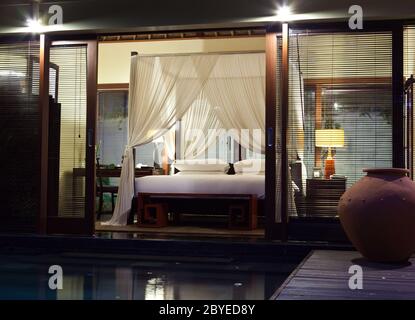 Lit sous une verrière Banque D'Images