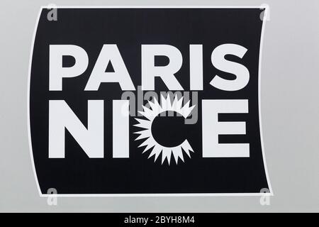 Odenas, France - 8 mars 2017 : logo de Paris-Nice. Paris-Nice est une course cycliste professionnelle en France Banque D'Images