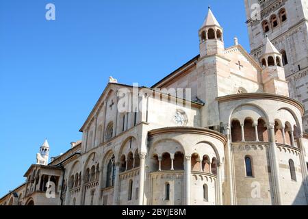 Italie /Modène – 23 juin 2019 : la cathédrale de Modène est un chef-d'œuvre du style roman. Il a été construit en 1099 par l'architecte Lanfranco Banque D'Images