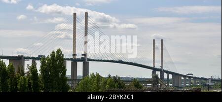 Trafic léger sur le Dartford Crossing, au-dessus de la Tamise, au sud-est de l'Angleterre, au Royaume-Uni, pendant la pandémie du coronavirus Banque D'Images