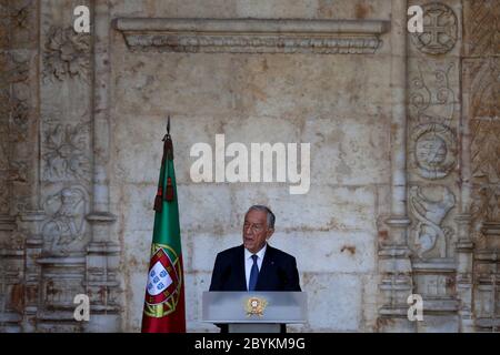 Lisbonne, Portugal. 10 juin 2020. Le président portugais Marcelo Rebelo de Sousa prononce un discours lors de la cérémonie des célébrations de la Journée nationale du Portugal au monastère de Jeronimos, à Lisbonne, au Portugal, le 10 juin 2020. Crédit : Pedro Fiuza/ZUMA Wire/Alay Live News Banque D'Images