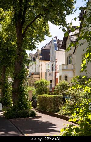 Villas sur la rue Kronprinzen à Bonn-Bad Godesberg, Rhénanie-du-Nord-Westphalie, Allemagne. Villen an der Kronprinzenstrasse à Bonn-Bad Godesberg, Nordrhei Banque D'Images