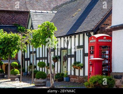 Le pittoresque village pittoresque de Cheshire, un ancien pays rural et idyllique de Great Budworth, Angleterre, Royaume-Uni Banque D'Images