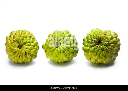 Pomme crème isolée sur fond blanc Banque D'Images