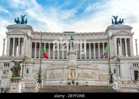 Equestrian monument à Victor Emmanuel II près de Vittoriano à Rome, Italie Banque D'Images