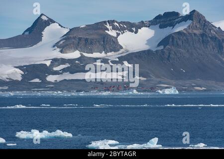 La station de recherche Argentine de Hope Bay, sur la péninsule Trinity, sur la péninsule Antarctique, Antarctique Banque D'Images