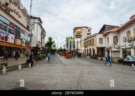 Rasht, Iran - juin 2018 : zone centrale de la ville de Rasht en Iran. Rasht est une destination touristique populaire dans le nord de l'Iran. Banque D'Images