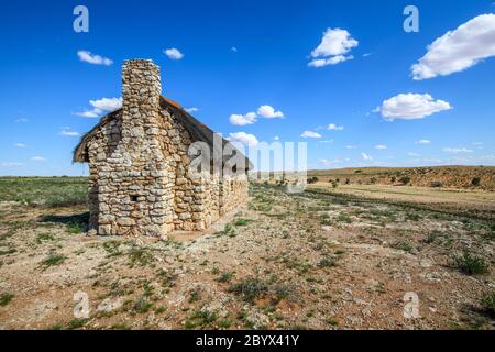 Un vieux petit chalet résidant dans le parc transfrontalier de Kgalagadi , Kgalagadi, Afrique du Sud Banque D'Images