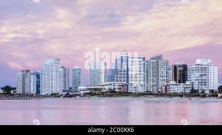 La plage de la Mansa Punta del Este Banque D'Images