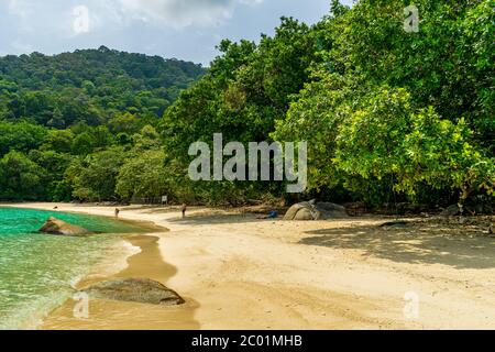 Bubble Beach, Besar, îles Perhentiennes, Malaisie; mai-2019; une belle plage Banque D'Images
