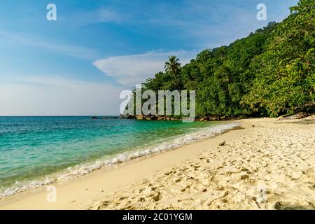 Bubble Beach, Besar, îles Perhentiennes, Malaisie; mai-2019; une belle plage Banque D'Images