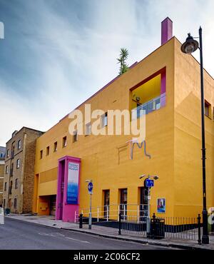 Musée du textile de mode, Bermondsey Street, Londres, Angleterre - un musée dédié à la mode contemporaine et au design textile Banque D'Images