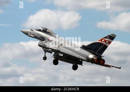 Eurofighter Typhoon, équipe d'affichage RAF ZK343 Banque D'Images