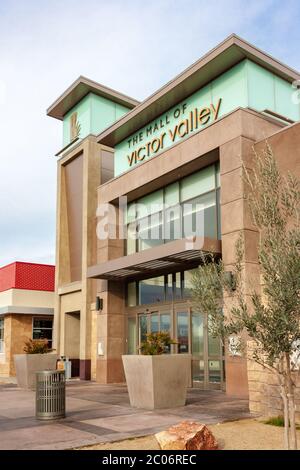 Victorville, Californie / Etats-Unis - 11 mars 2019: Le Mall of Victory Valley est un centre commercial de premier plan dans le désert de Mojave, il est situé à 14400 B. Banque D'Images