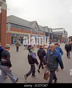 1996, The Spinning Gate Shopping Centre, Leigh, Lancashire, Nord-Ouest de l'Angleterre, Royaume-Uni Banque D'Images