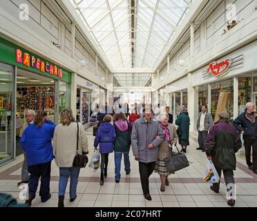 1996, The Spinning Gate Shopping Centre, Leigh, Lancashire, Nord-Ouest de l'Angleterre, Royaume-Uni Banque D'Images