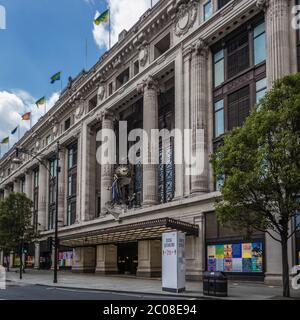 Préparation à la réouverture de Selfridges et d'autres magasins à Londres le 15 juin 2020 Banque D'Images