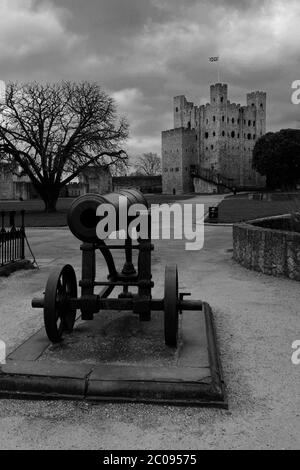 Vue d'été du château de Rochester, Rochester City, comté de Kent, Angleterre, Royaume-Uni Banque D'Images