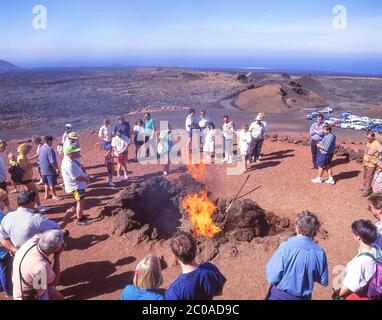 Trou de feu, Islote de Hilario, le Parc National de Timanfaya, Lanzarote, îles Canaries, Espagne Banque D'Images