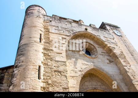 Vitraux, l'église notre-Dame-des-Sablons à Aigues-mortes, Gard, France Banque D'Images