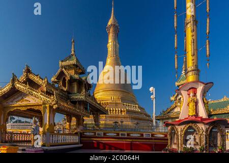 Temple bouddhiste dans le sud du Myanmar Banque D'Images