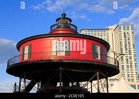 Phare de Seven foot Knoll, Inner Harbour, Baltimore, Maryland, États-Unis Banque D'Images