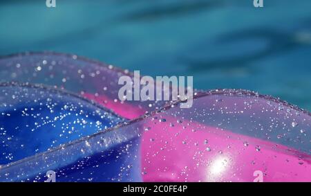 Matelas gonflable humide Banque D'Images