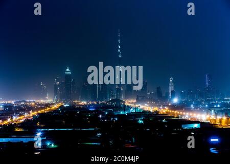 Le panorama de Dubaï et Burj Khalifa sont actuellement le plus haut bâtiment Banque D'Images