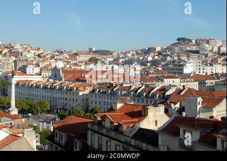 Lisbonne est la capitale du Portugal, surplombant l'océan Atlantique. C'est une belle ville pleine de charme. La basilique Estrela est un excellent exemple de Por Banque D'Images