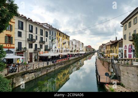 Milan, Italie: 11 juin 2020: Vue panoramique du quartier vide Naviglio Grande de Milan après verrouillage. Banque D'Images