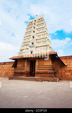 Shree Rangnath Ji Temple est un temple hindou situé à Vrindavan près de la ville de Mathura dans l'état de l'Uttar Pradesh en Inde Banque D'Images