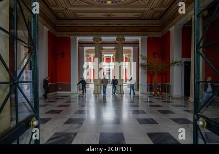 Athènes, Attique / Grèce. Vue intérieure sur le bâtiment néoclassique du Zappion Hall. Vue sur l'arrière-cour et l'atrium Banque D'Images