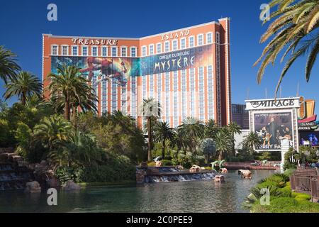 Las Vegas, Nevada - 30 août 2019 : Treasure Island Hotel and Casino à Las Vegas, Nevada, États-Unis. Banque D'Images