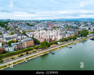 La vieille ville de Mayence vue panoramique aérienne. Mayence est la capitale et la plus grande ville de Rhénanie en Allemagne Banque D'Images