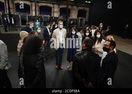 Madrid, Espagne. 12 juin 2020. ***NO ESPAGNE*** le roi Felipe VI d'Espagne, la reine Letizia d'Espagne visite du Centre de création contemporaine Matadero Madrid aux installations de Matadero le 12 juin 2020 à Madrid, Espagne. Crédit : Jimmy Olsen/Media Punch/Alay Live News Banque D'Images