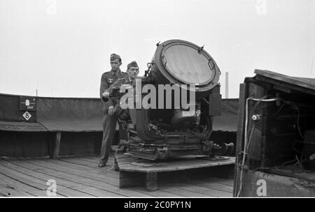 Wehrmacht Luftwaffe FLAK-Scheinwerfer / Flakscheinwerfer / Flak-SW 36 60 cm - lumière de recherche de l'armée de l'air allemande 60 cm Banque D'Images