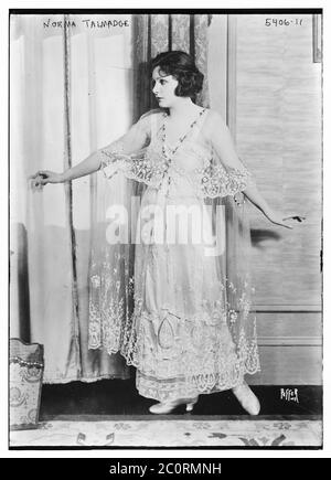 NORMA TALMADGE (1894-1957) actrice et productrice américaine de cinéma de l'ère silencieuse Banque D'Images