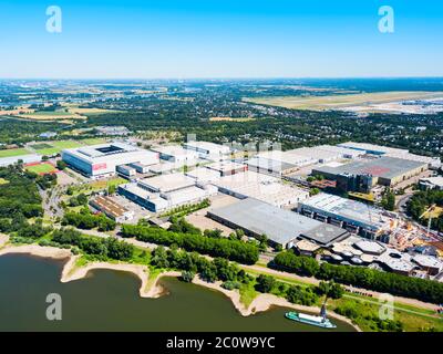 DUSSELDORF, ALLEMAGNE - Juillet 02, 2018 : Messe de Düsseldorf et au sol du stade Esprit arena de Düsseldorf City en Allemagne Banque D'Images