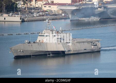 LCS-18 navire de combat littoral USS Charleston de la Marine des États-Unis à la base navale de San Diego octobre 2019 Banque D'Images