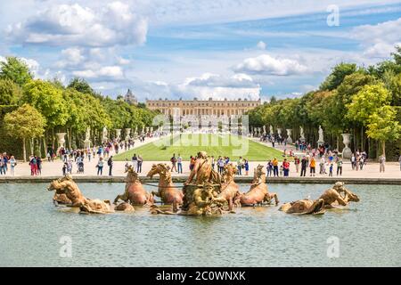 Fontaine d'Apollon dans le jardin du château de Versailles Banque D'Images