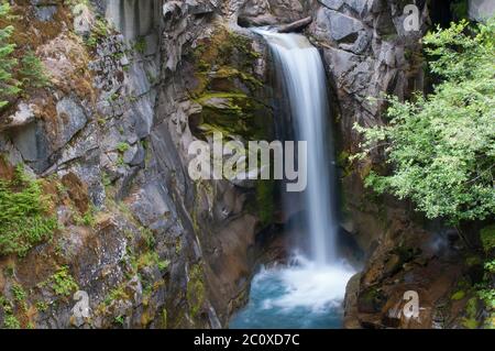 Christine tombe dans le parc national du mont Rainier, Washington, États-Unis Banque D'Images