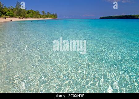 Plage sur l'île de Jaco, en face du continent du Timor oriental Banque D'Images