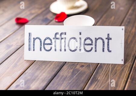 inefficace sur le livre blanc dans le café Banque D'Images